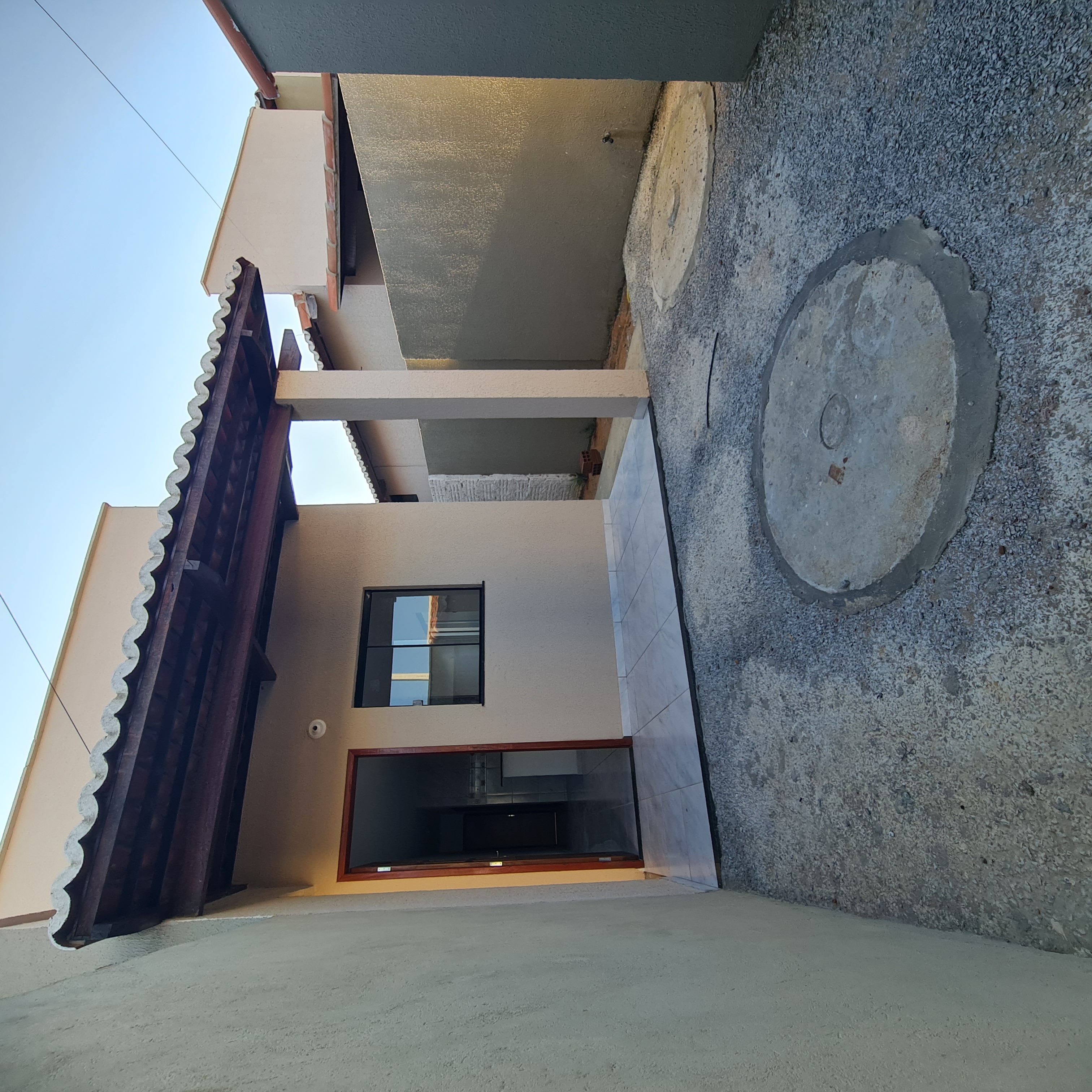 Repasso uma casa em Extremoz 