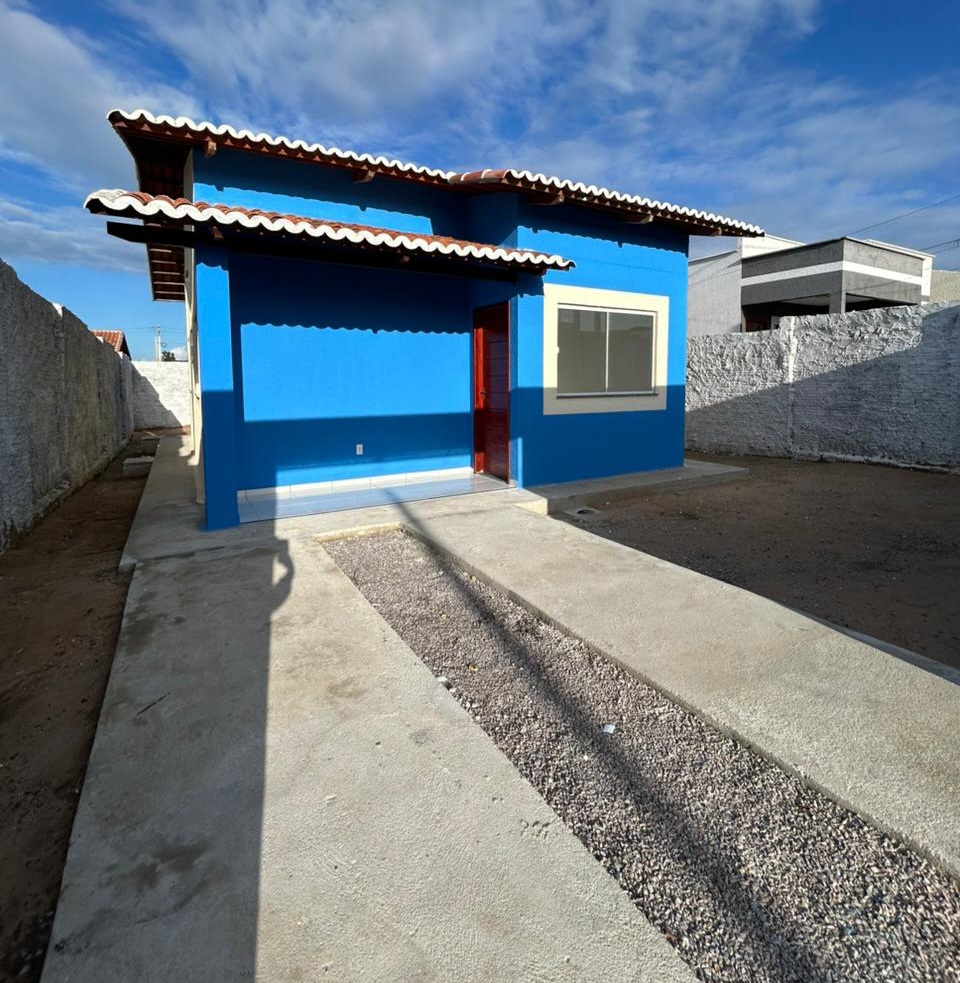 Vendo essa linda casa em Extremoz 
